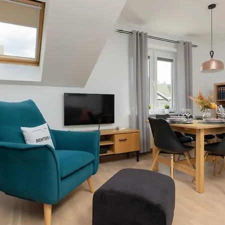 Family With 3 Bedrooms & Ac Near Metro Stoklosy By Renters Otel