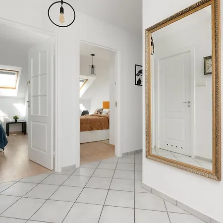 Family With 3 Bedrooms & Ac Near Metro Stoklosy By Renters Varşova